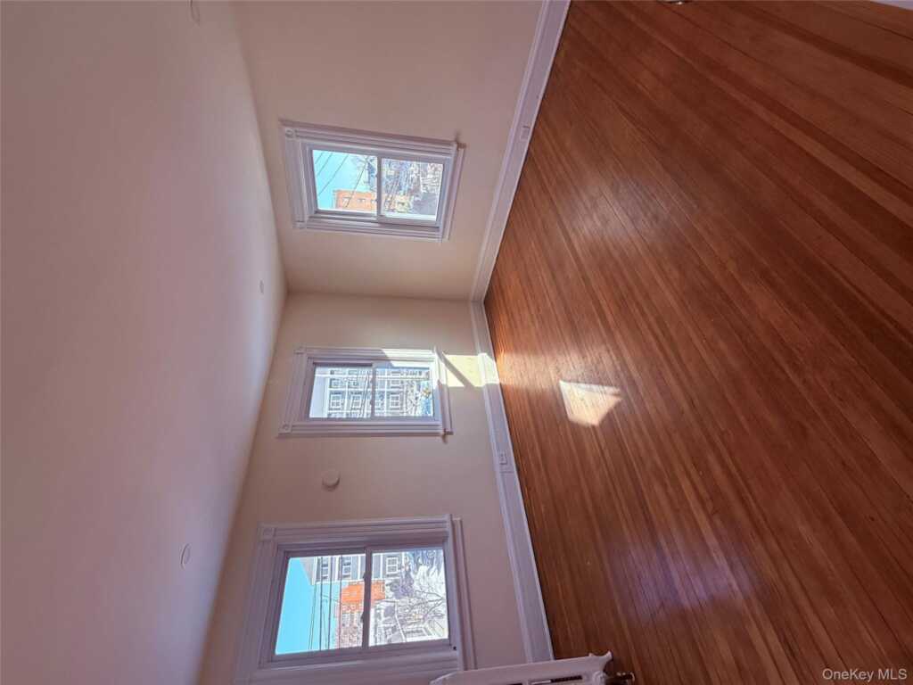 22 Regent Street, Rye, NY 10573 - Photo 6 of 12