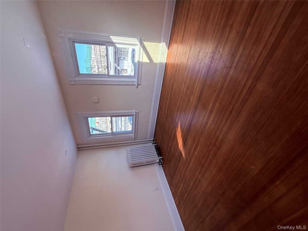 22 Regent Street, Rye, NY 10573 - Photo 8 of 12