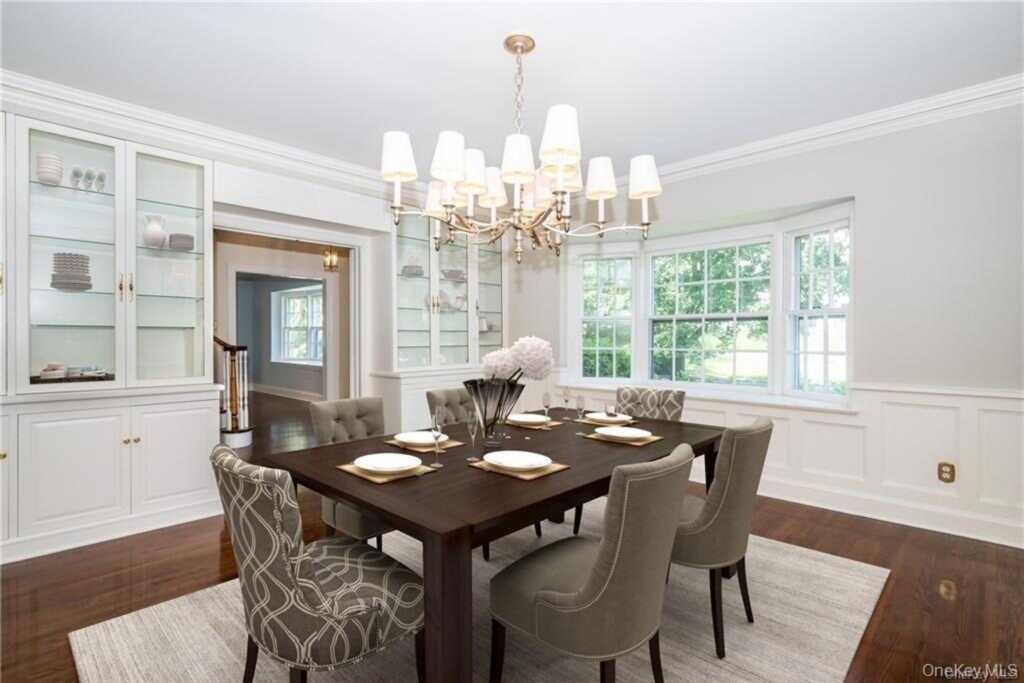 25 Jerome Avenue, New Rochelle, NY 10804 - Photo 7 of 29