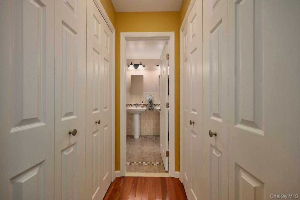 124 Braunsdorf Road, Pearl River, NY 10965 - Photo 28 of 35