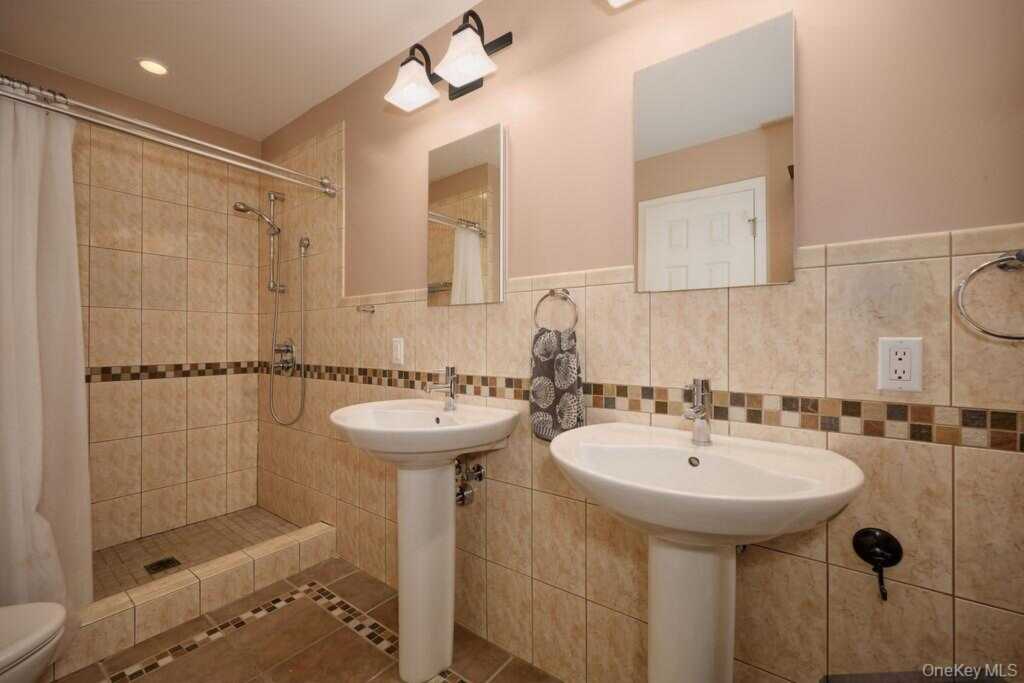 124 Braunsdorf Road, Pearl River, NY 10965 - Photo 29 of 35