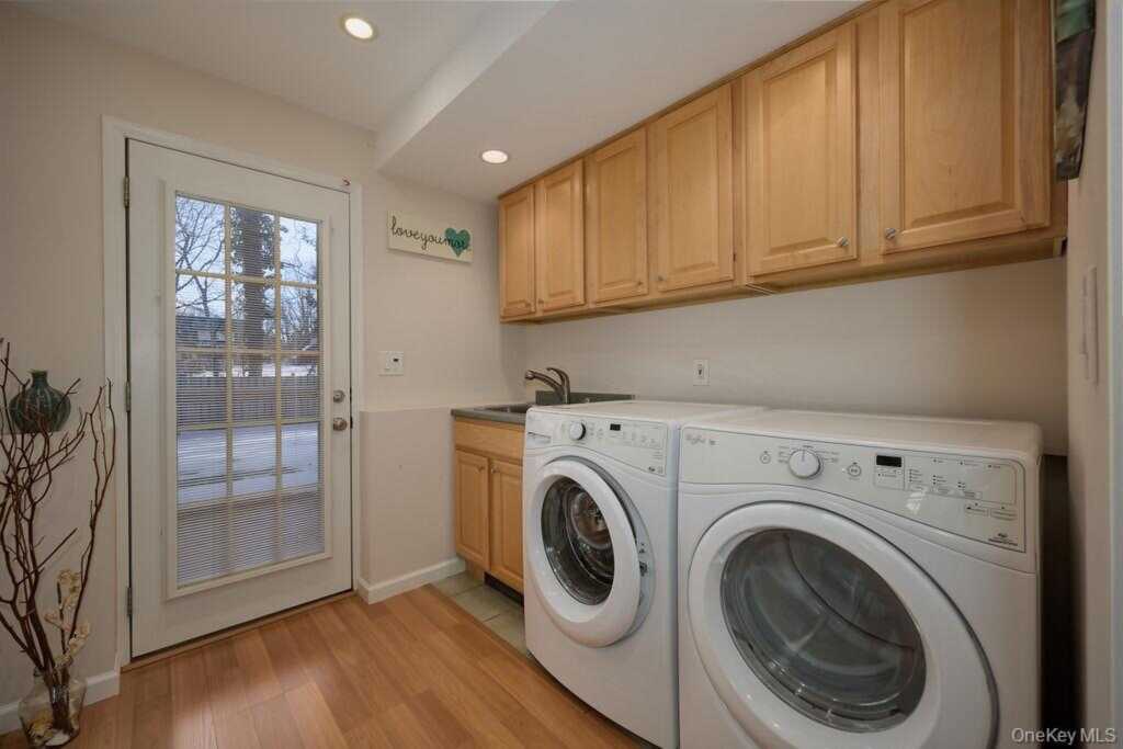 124 Braunsdorf Road, Pearl River, NY 10965 - Photo 33 of 35