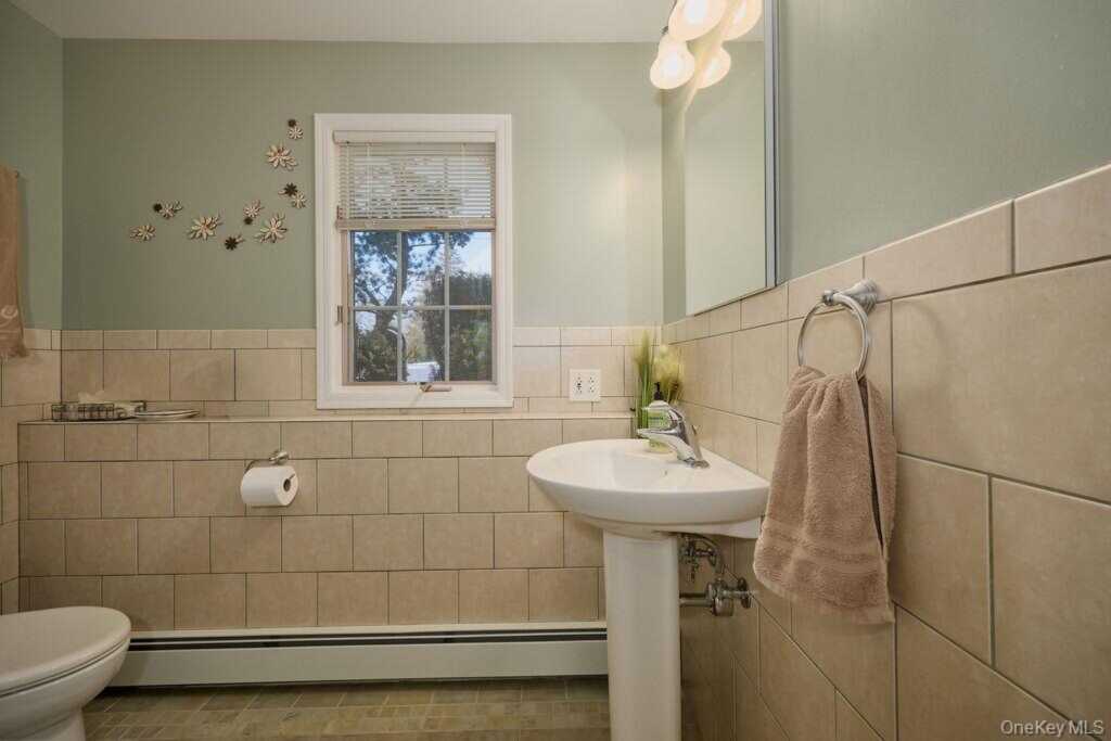 124 Braunsdorf Road, Pearl River, NY 10965 - Photo 34 of 35