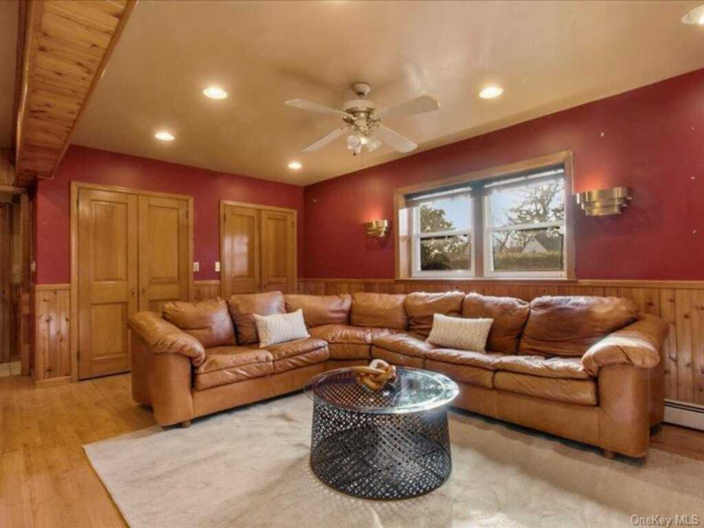 20 Rose Street, White Plains, NY 10605 - Photo 15 of 25