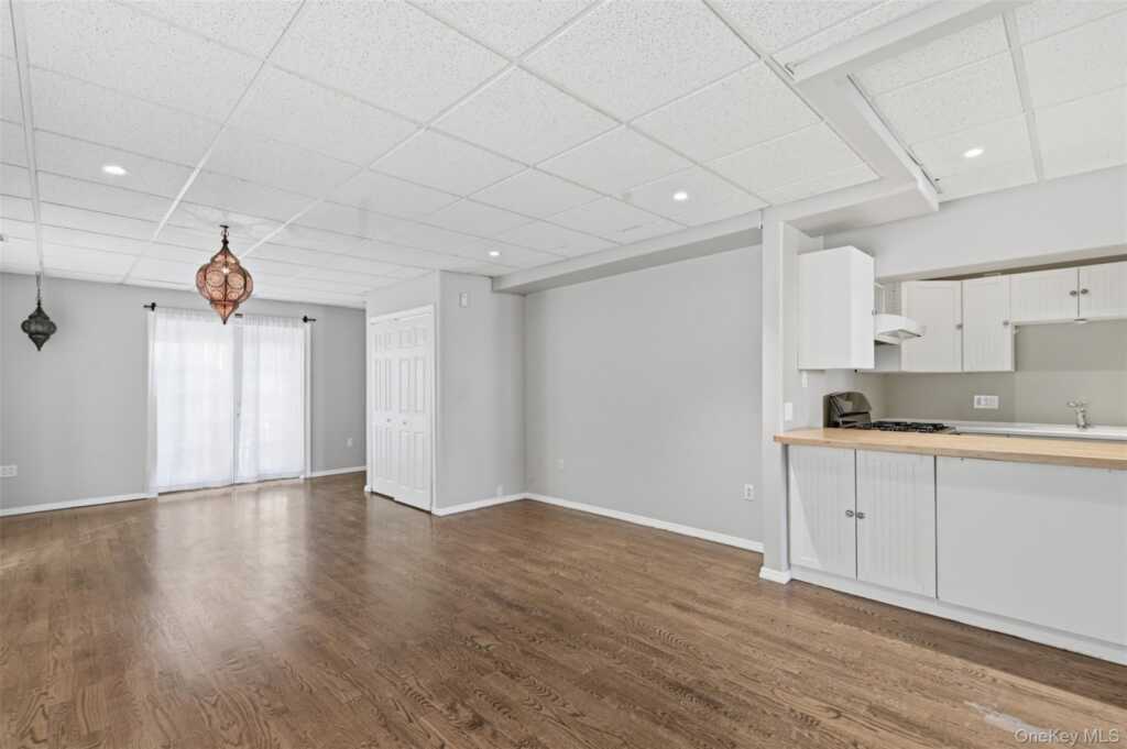 248 Depew Avenue, Unit #4, Nyack, NY 10960 - Photo 6 of 18