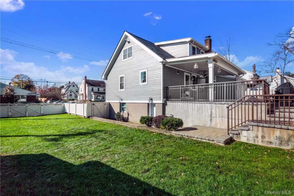 111 Frank Avenue, Rye, NY 10543 - Photo 20 of 22