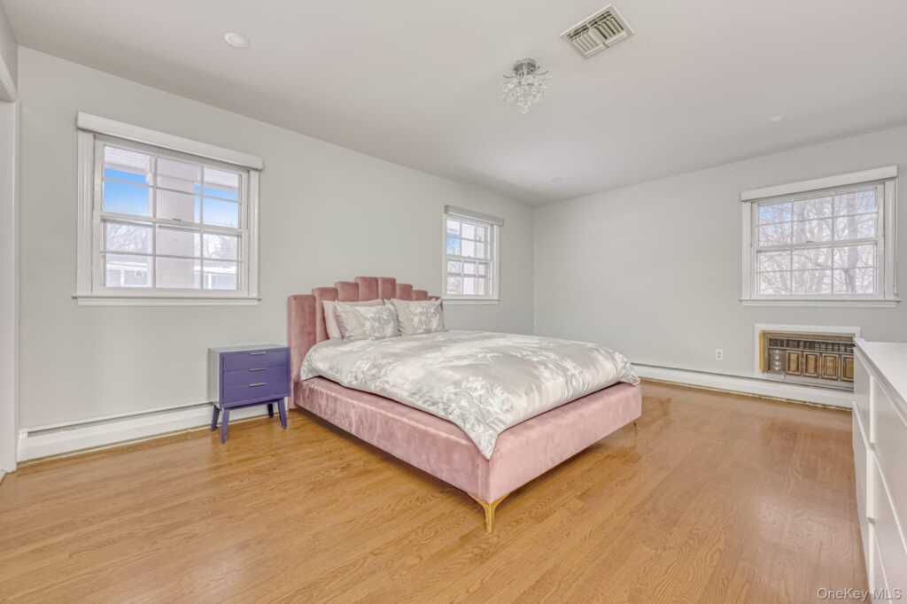 23 Scenic Drive, Suffern, NY 10901 - Photo 15 of 30