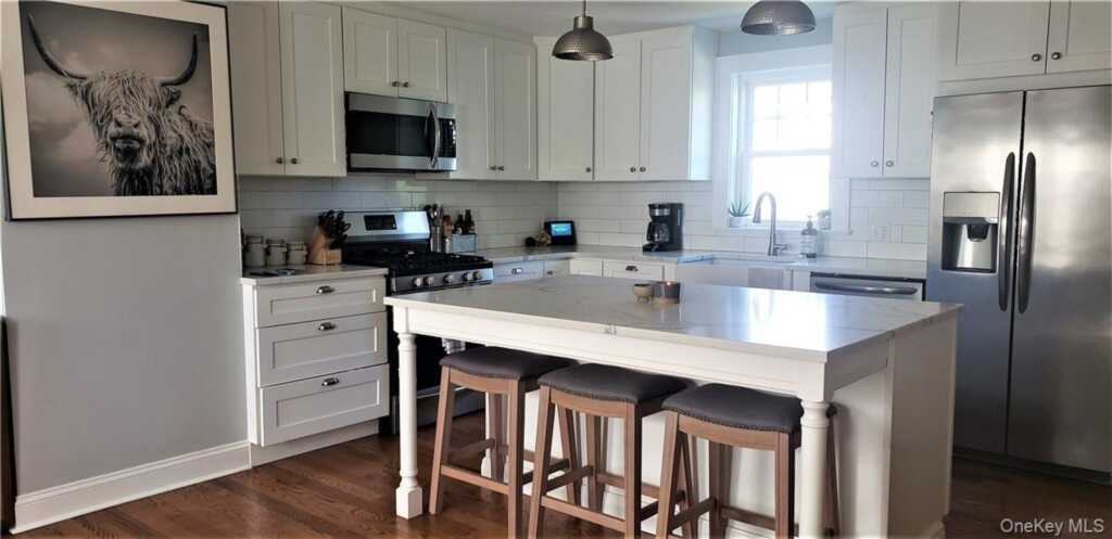 641 Hillside Avenue, Unit #Unit 2, Rye, NY 10543 - Photo 6 of 15