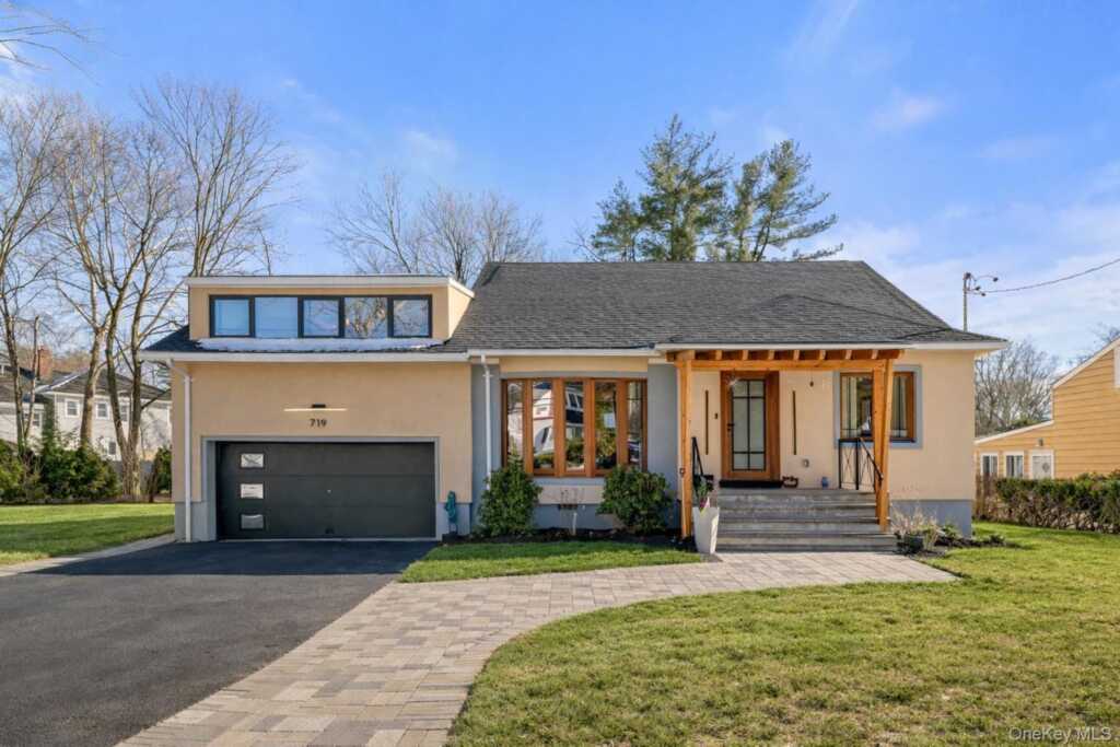 719 Wilmot Road, New Rochelle, NY 10583
