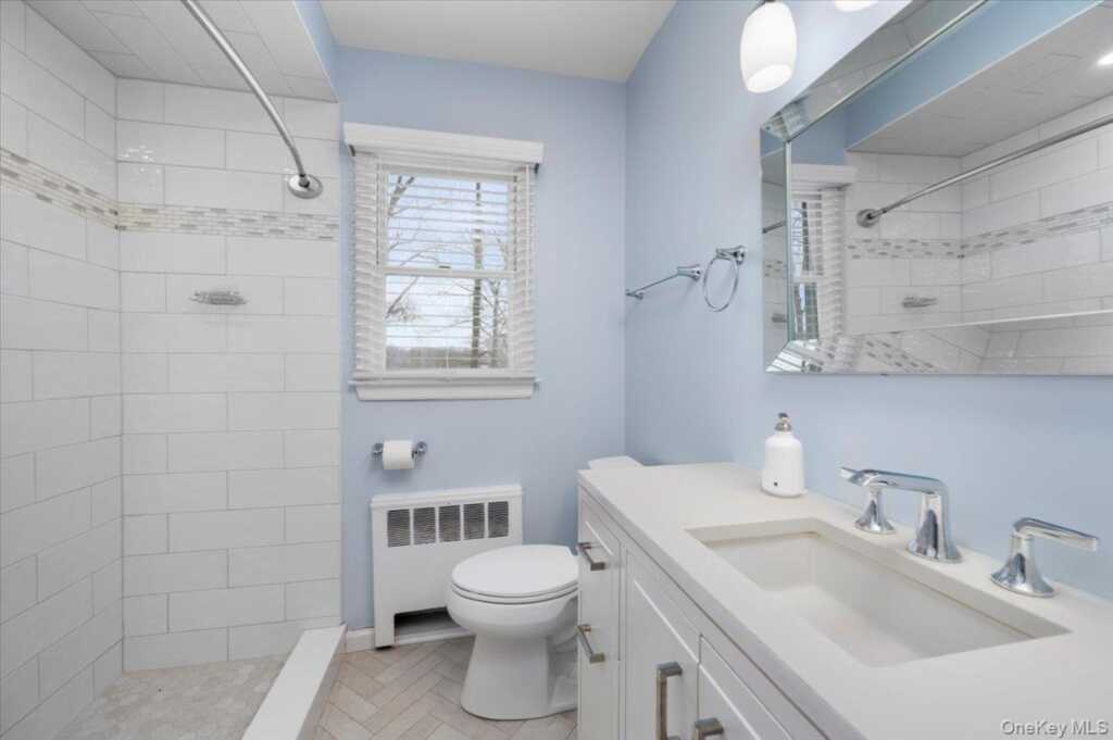 146 N Lincoln Street, Pearl River, NY 10965 - Photo 15 of 36