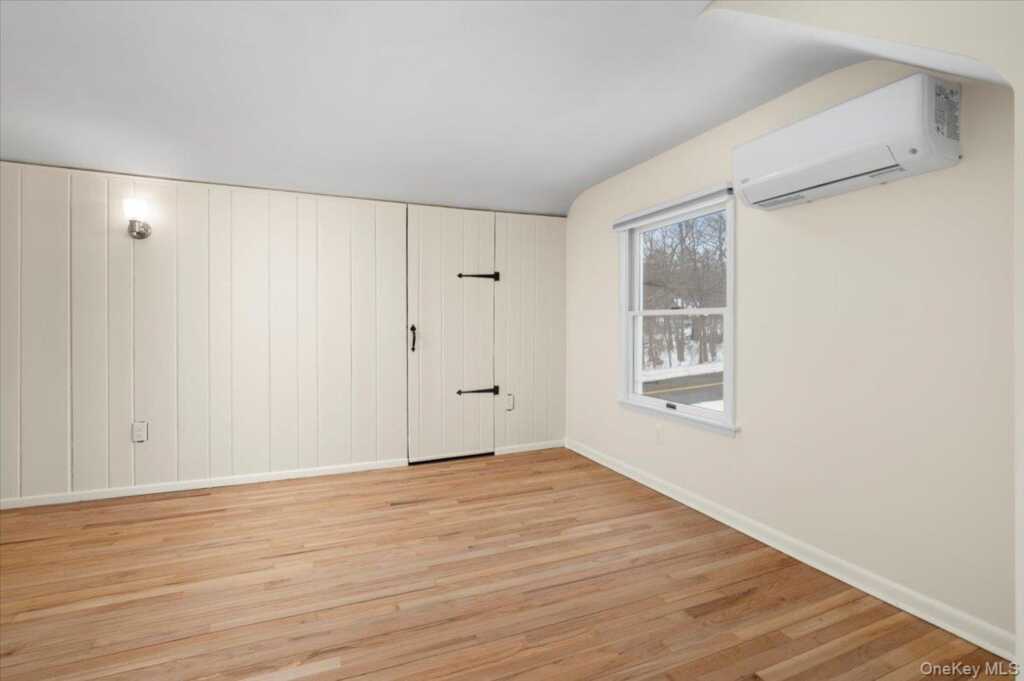 146 N Lincoln Street, Pearl River, NY 10965 - Photo 21 of 36