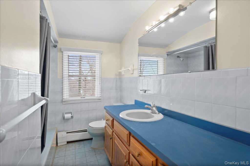 146 N Lincoln Street, Pearl River, NY 10965 - Photo 23 of 36