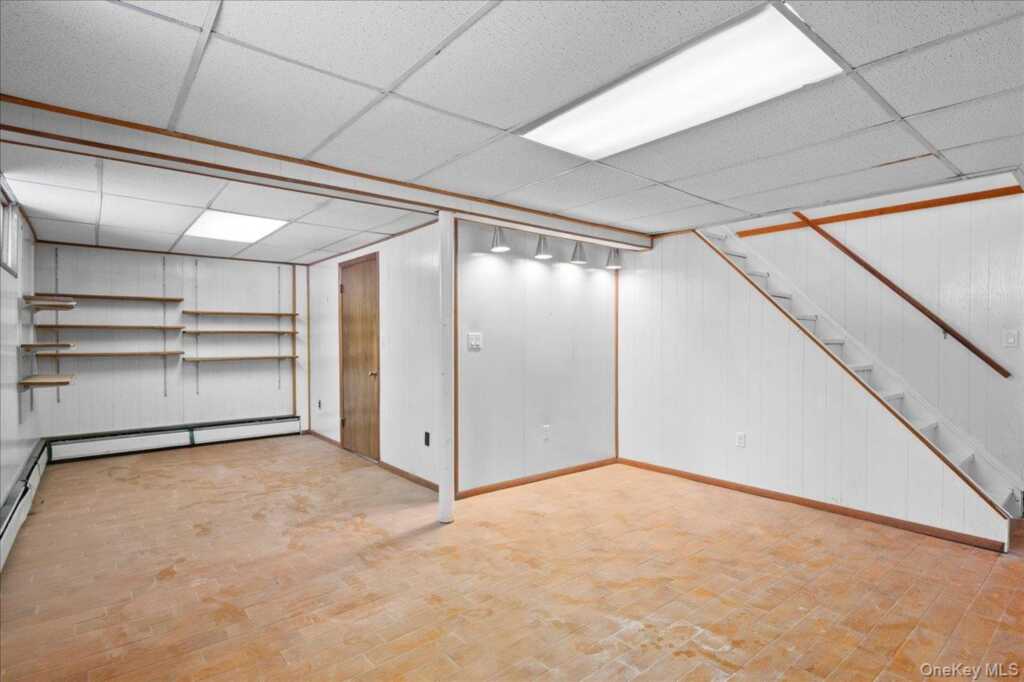 146 N Lincoln Street, Pearl River, NY 10965 - Photo 24 of 36