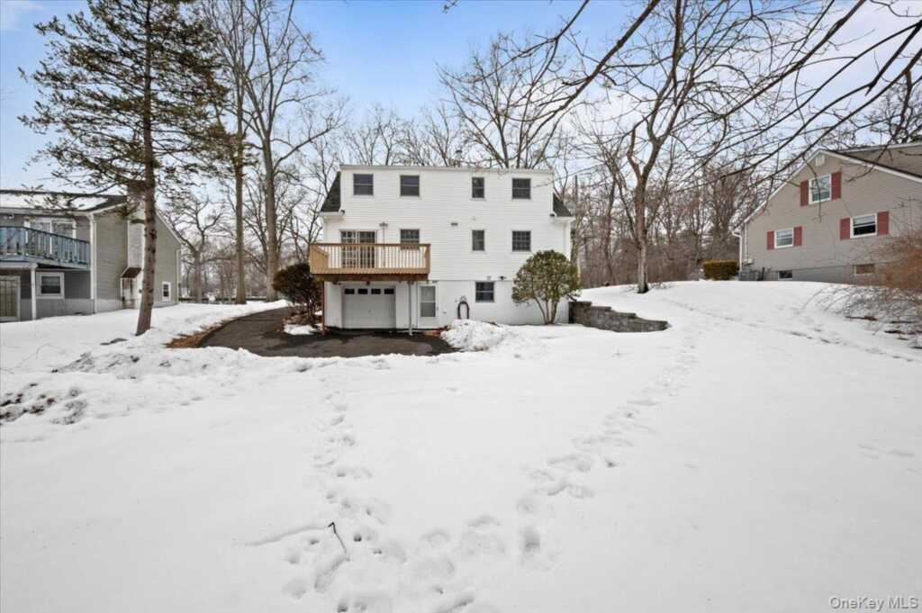 146 N Lincoln Street, Pearl River, NY 10965 - Photo 30 of 36