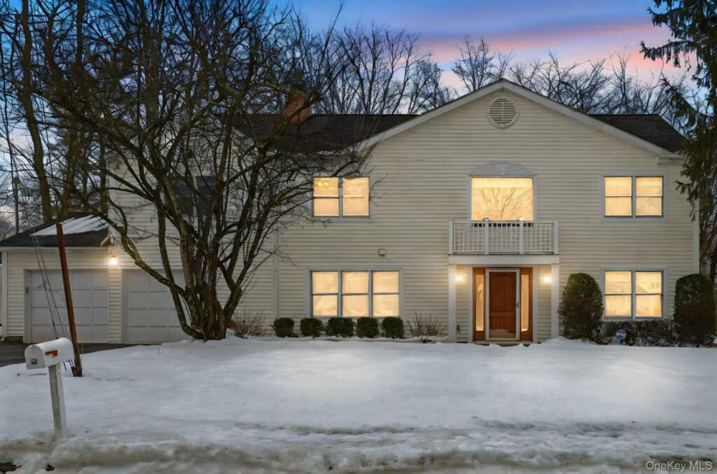 39 Lambert Lane, New Rochelle, NY 10804 - Photo 2 of 30