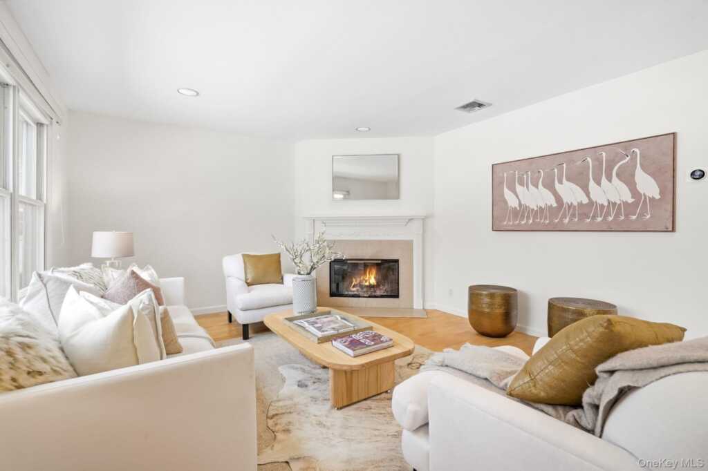 39 Lambert Lane, New Rochelle, NY 10804 - Photo 5 of 30