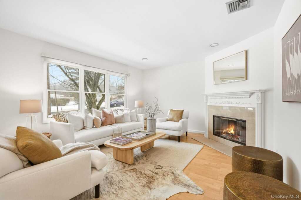 39 Lambert Lane, New Rochelle, NY 10804 - Photo 6 of 30