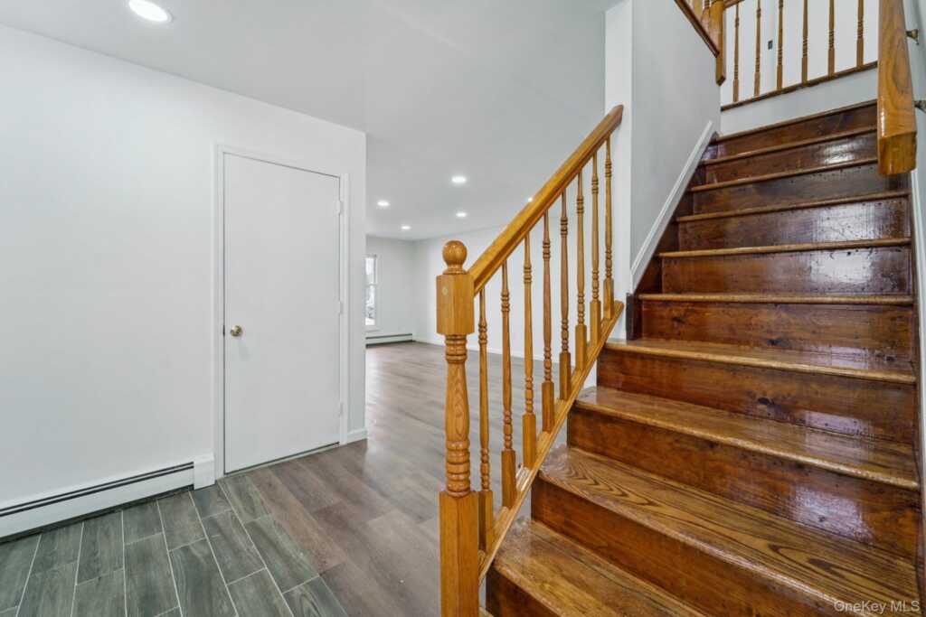 29 Green Avenue, Valley Cottage, NY 10989 - Photo 12 of 49