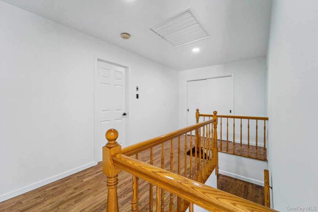 29 Green Avenue, Valley Cottage, NY 10989 - Photo 24 of 49