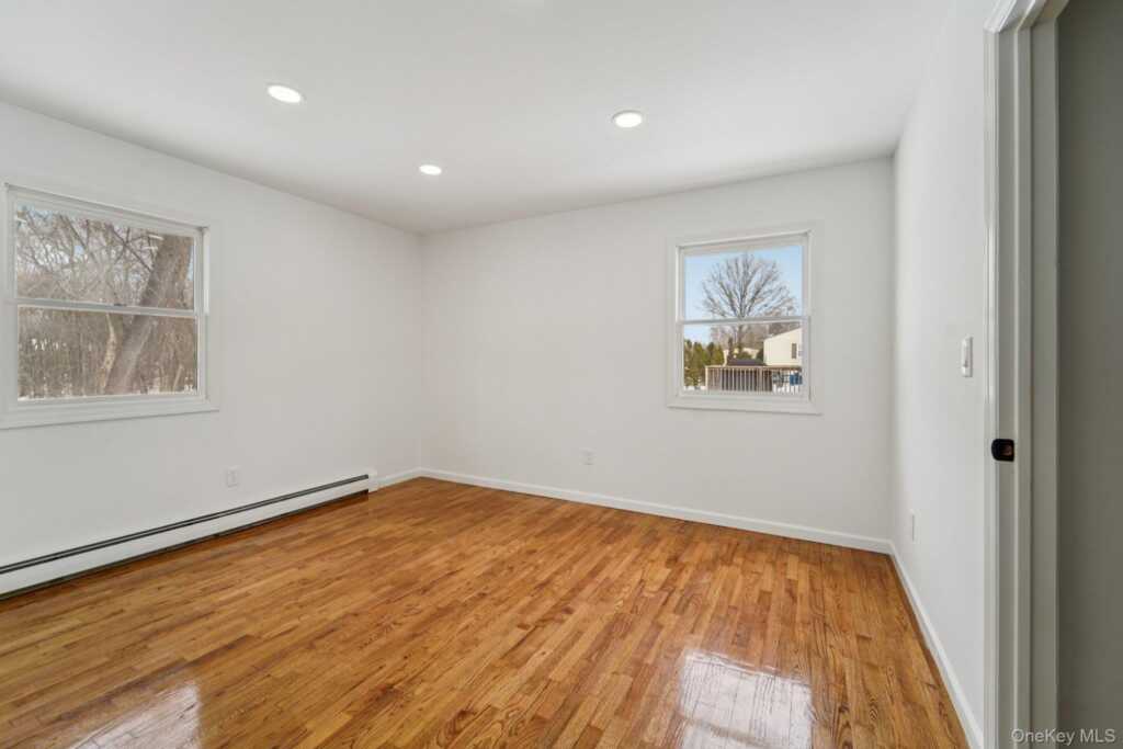 29 Green Avenue, Valley Cottage, NY 10989 - Photo 26 of 49