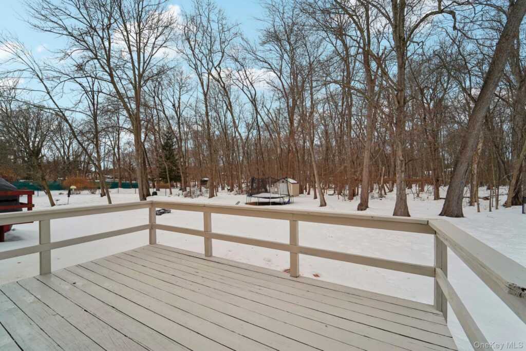 29 Green Avenue, Valley Cottage, NY 10989 - Photo 43 of 49