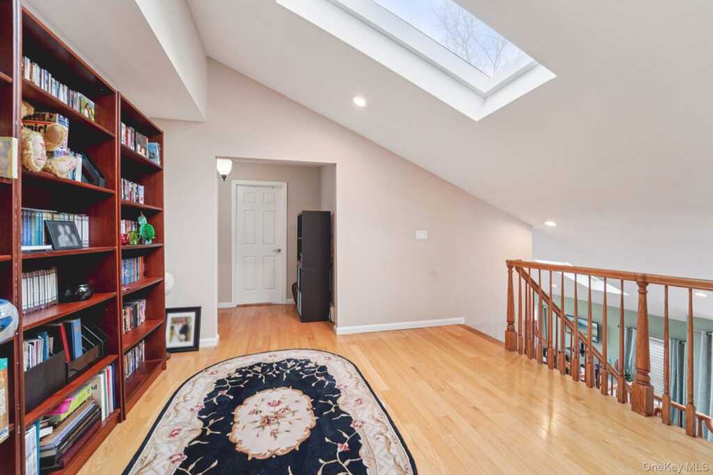 12 Chippewa Court, Suffern, NY 10901 - Photo 26 of 46