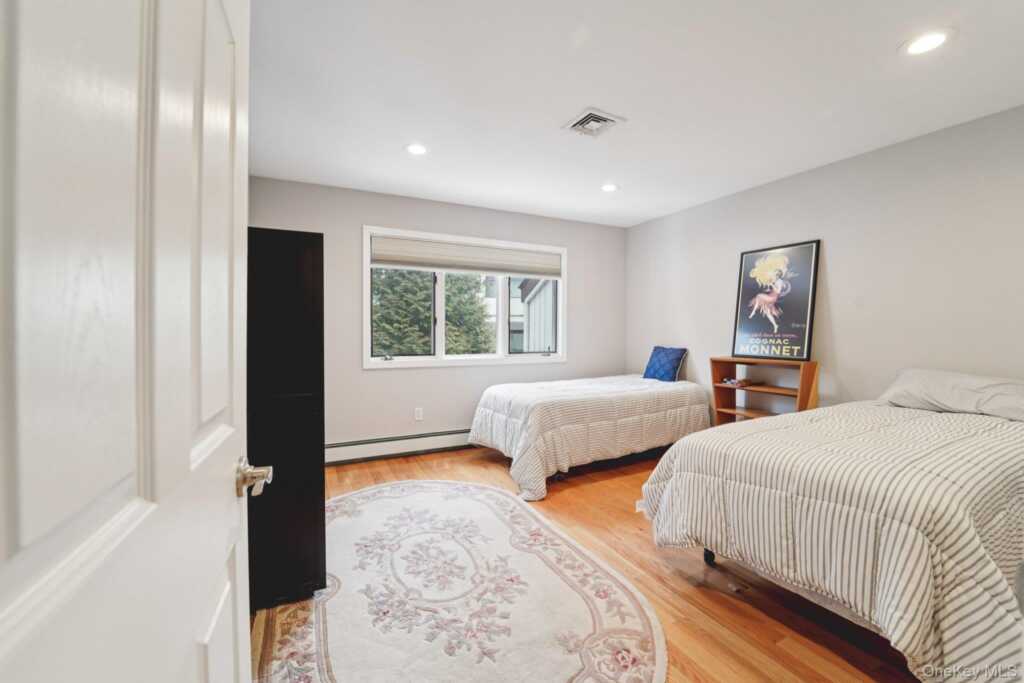 12 Chippewa Court, Suffern, NY 10901 - Photo 27 of 46