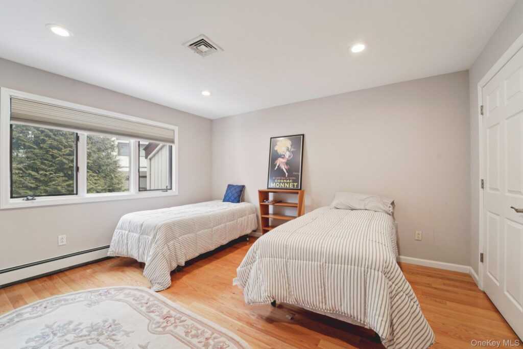 12 Chippewa Court, Suffern, NY 10901 - Photo 28 of 46