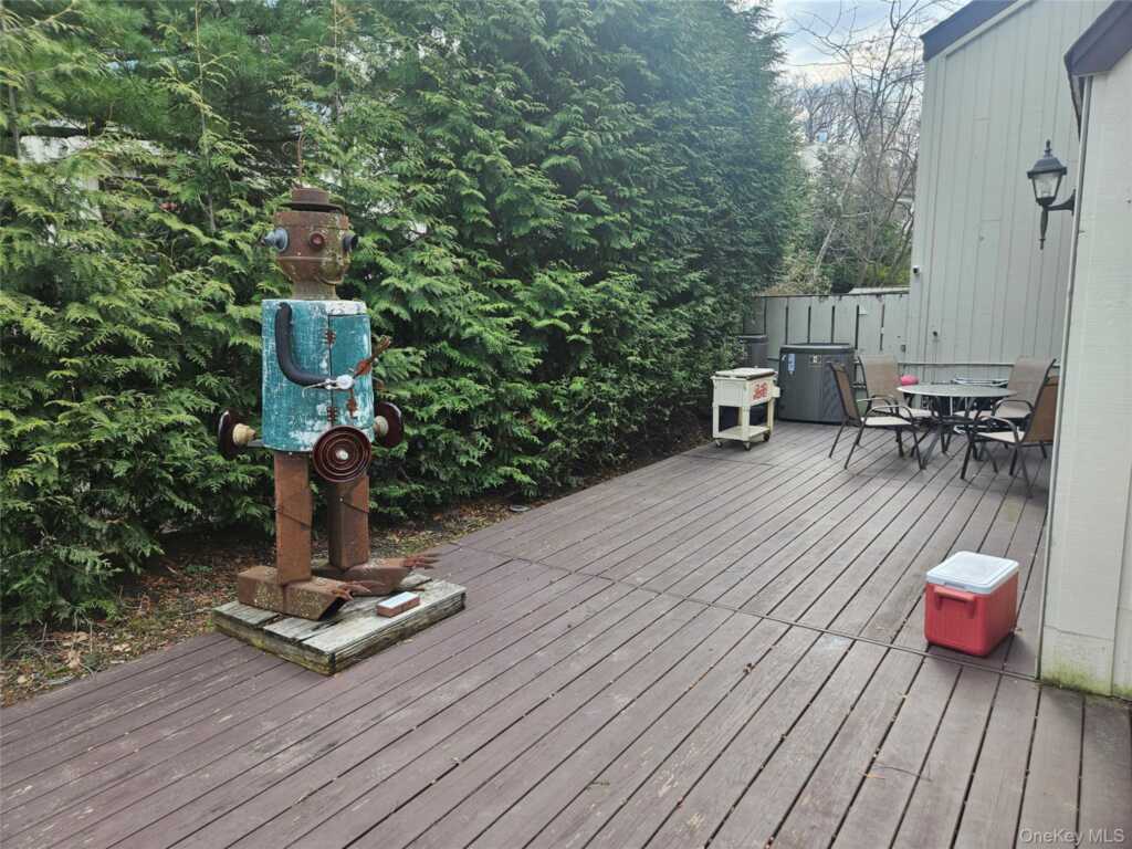 12 Chippewa Court, Suffern, NY 10901 - Photo 34 of 46