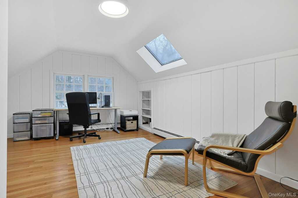 97 Winding Brook Road, New Rochelle, NY 10804 - Photo 20 of 31