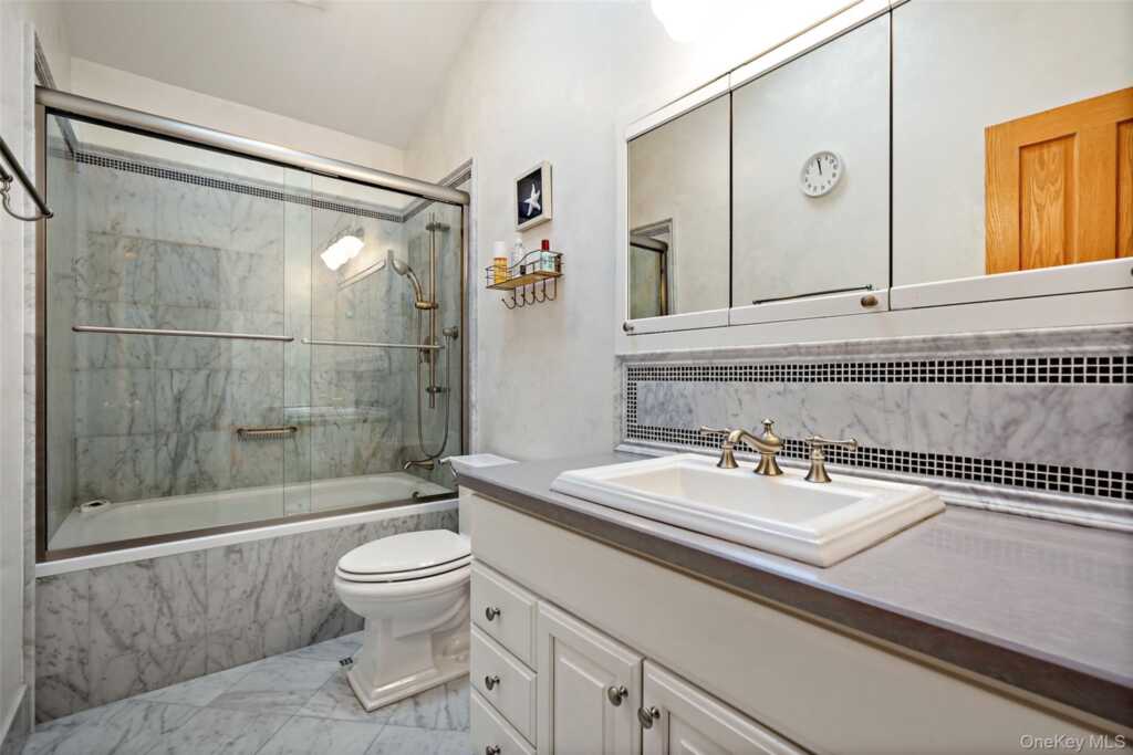 8 Talcott Road, Rye, NY 10573 - Photo 15 of 24