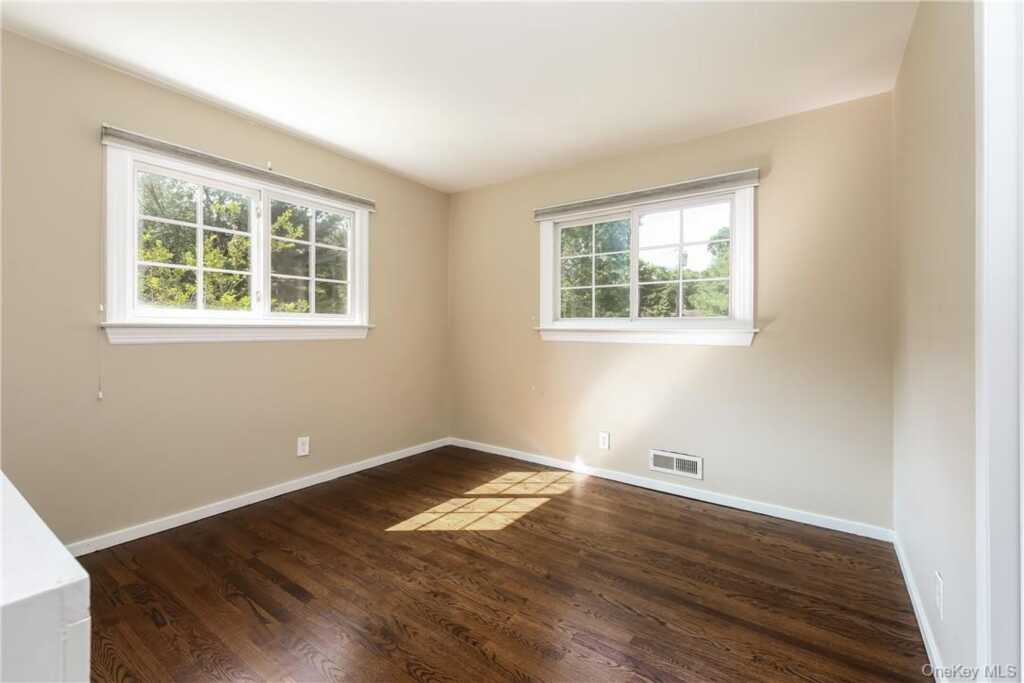 14 Marlene Court, Rye, NY 10580 - Photo 12 of 26