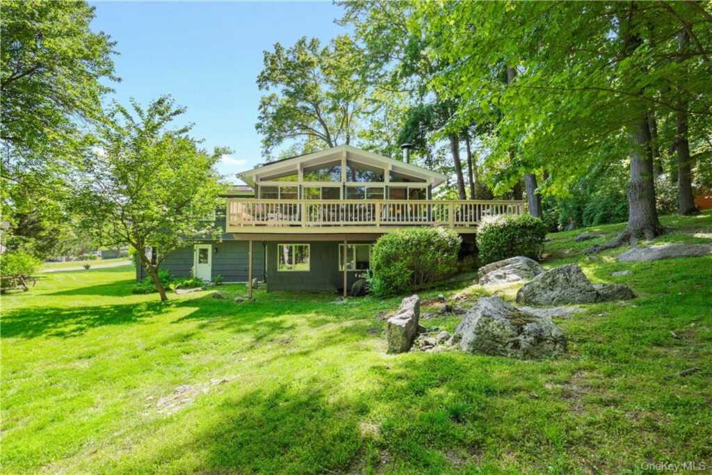 14 Marlene Court, Rye, NY 10580 - Photo 24 of 26