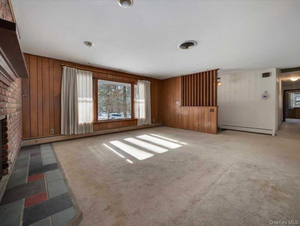 61 Rolling Ridge Road, New City, NY 10956 - Photo 5 of 42