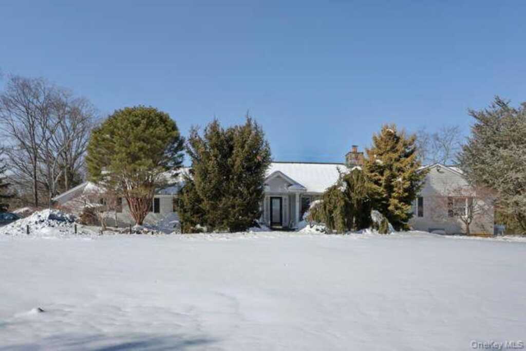 89 Spook Rock Road, Suffern, NY 10901 - Photo 2 of 42