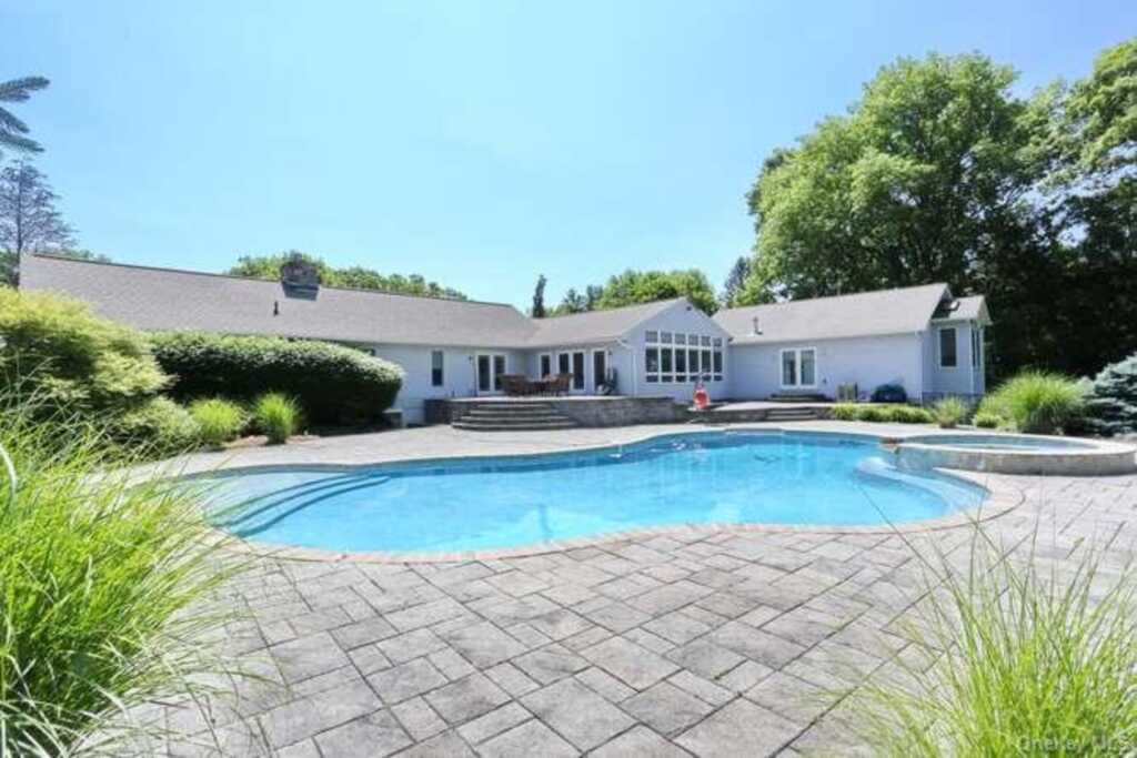 89 Spook Rock Road, Suffern, NY 10901 - Photo 39 of 42