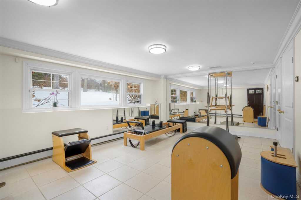 37 Barlow Lane, Rye, NY 10580 - Photo 20 of 40