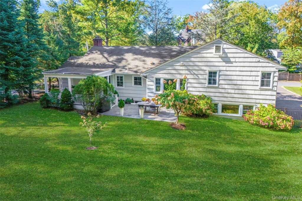 37 Barlow Lane, Rye, NY 10580 - Photo 29 of 40