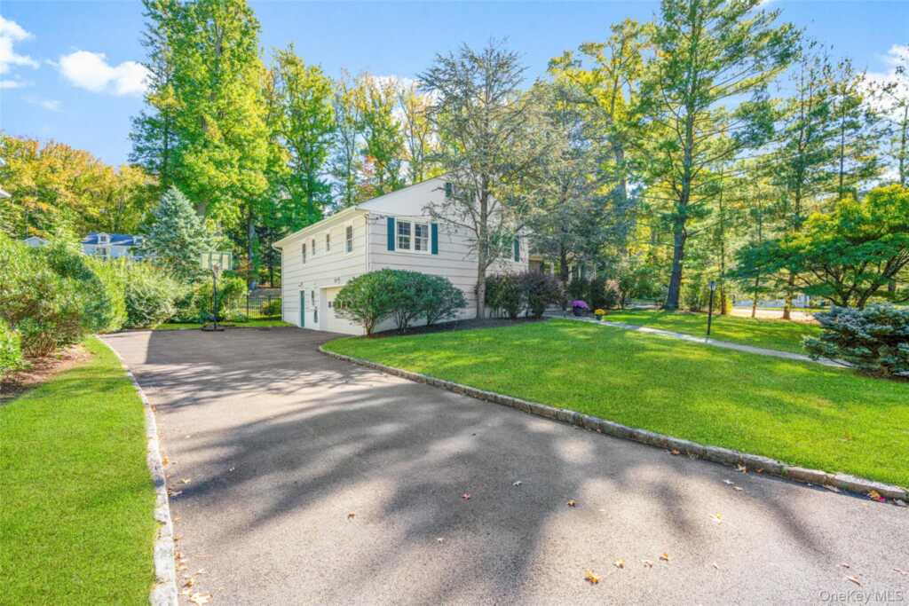 37 Barlow Lane, Rye, NY 10580 - Photo 30 of 40