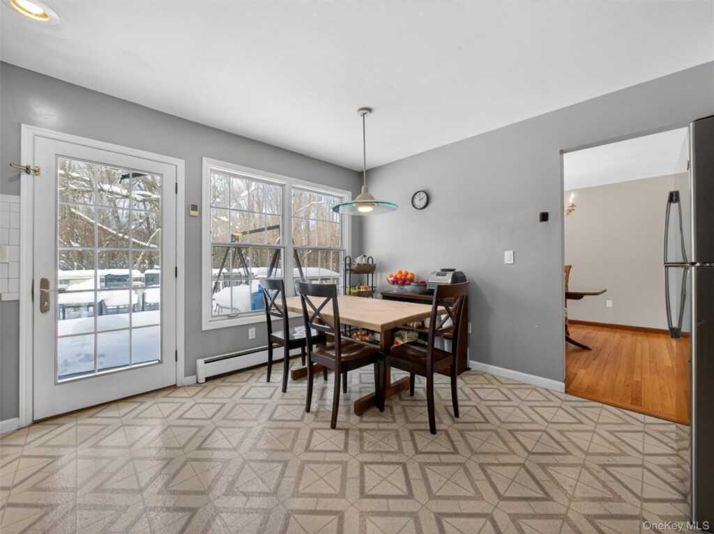 36 E Mayer Drive, Suffern, NY 10901 - Photo 18 of 43