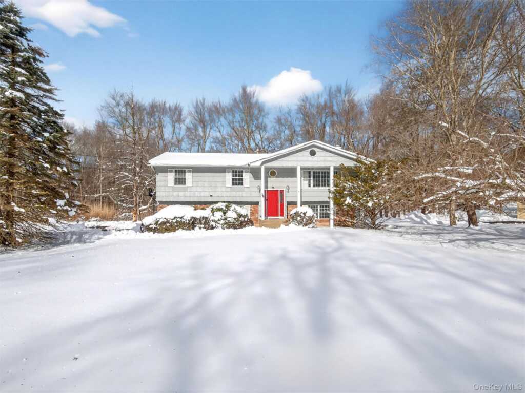36 E Mayer Drive, Suffern, NY 10901 - Photo 4 of 43