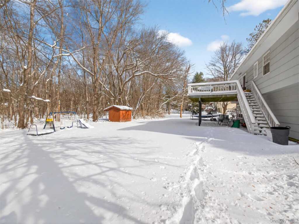 36 E Mayer Drive, Suffern, NY 10901 - Photo 41 of 43