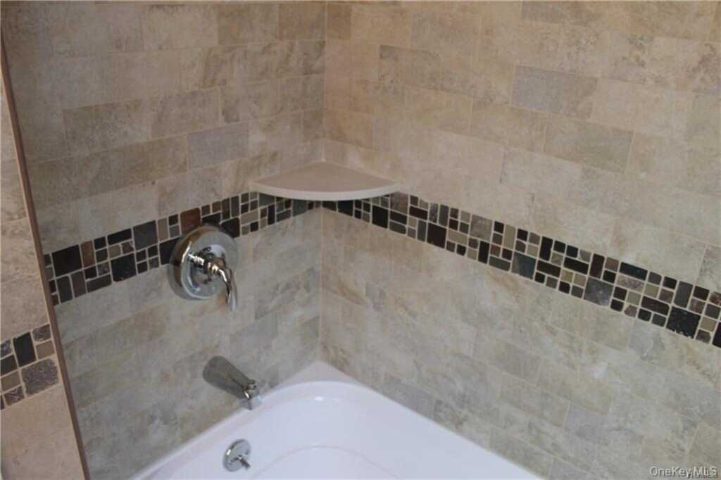 190 Main Street, Unit #2A, Nyack, NY 10960 - Photo 13 of 17