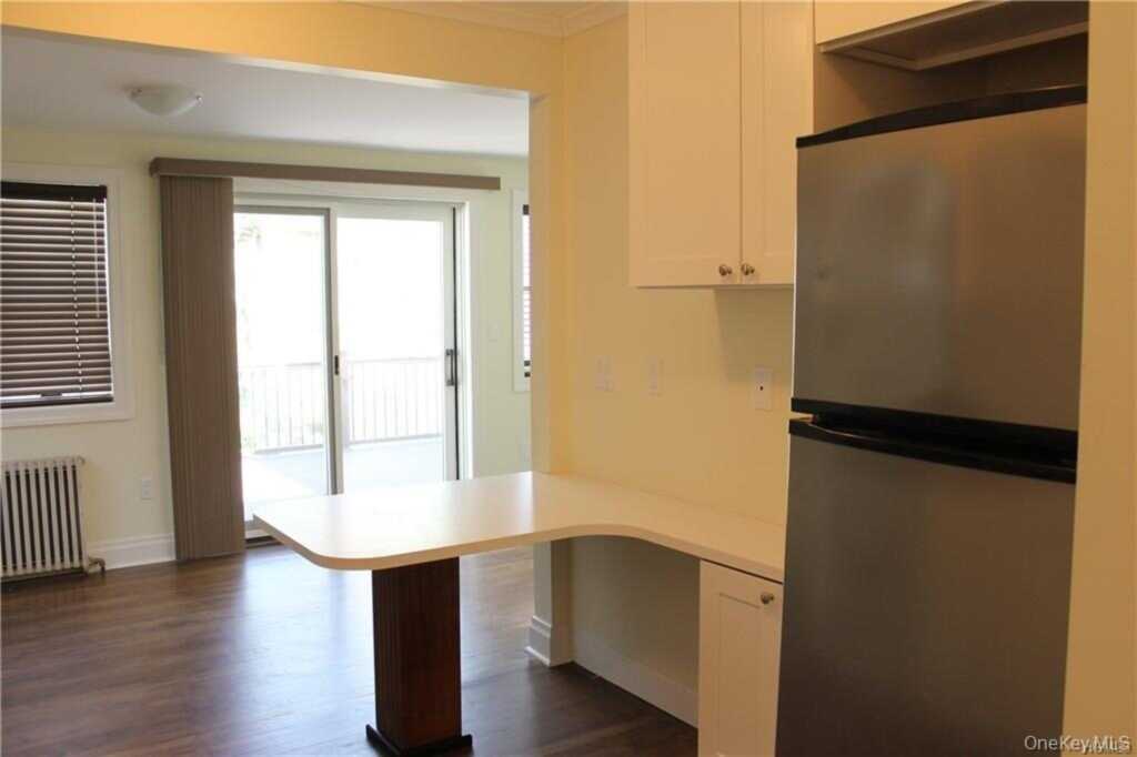 190 Main Street, Unit #2A, Nyack, NY 10960 - Photo 6 of 17