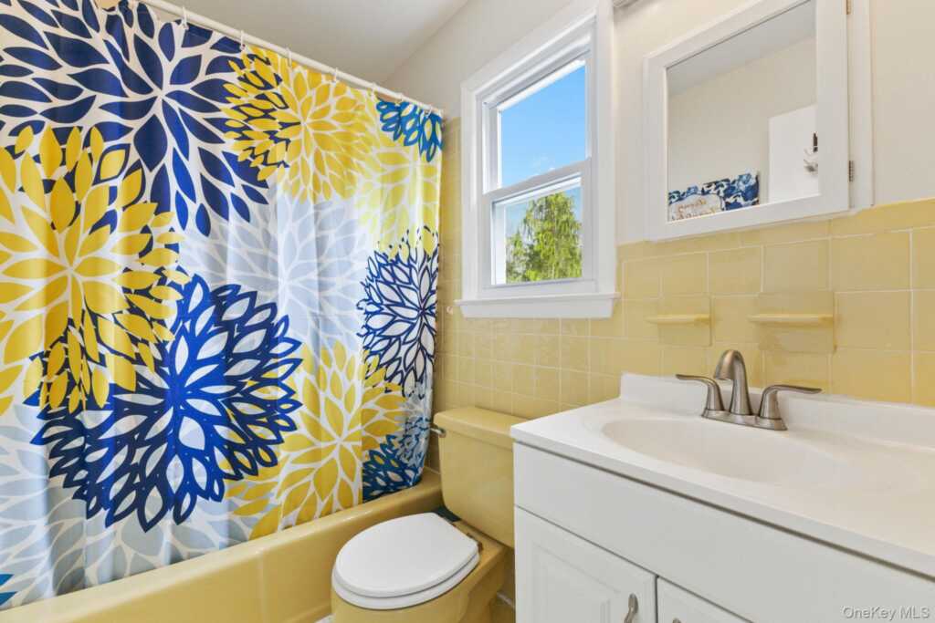 15 Meadow Place, Rye, NY 10580 - Photo 17 of 40