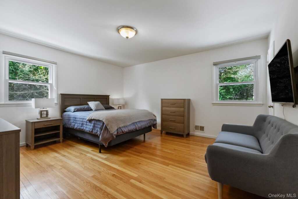 15 Meadow Place, Rye, NY 10580 - Photo 23 of 40