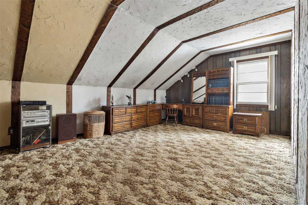 20 Old Farm Road, New Rochelle, NY 10583 - Photo 21 of 40