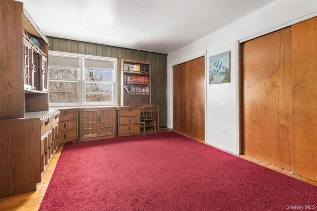 20 Old Farm Road, New Rochelle, NY 10583 - Photo 25 of 40