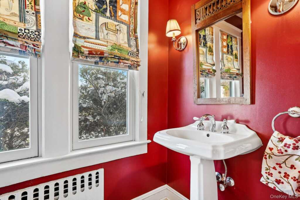 5 Lafayette Drive, Rye, NY 10573 - Photo 16 of 33