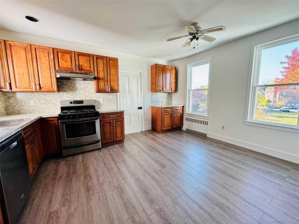 38 Linden Place, Unit #2, New Rochelle, NY 10801